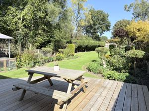 Photo 32- click for photo gallery